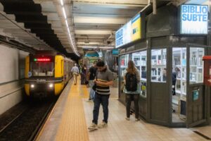 BiblioSubte: la primer biblioteca pública en el subte
